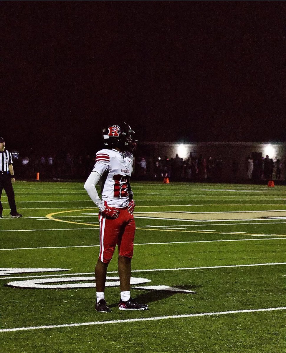 I’m thankful for new opportunities and life lessons that football gave me
<a href="/RVille_Football/">Roseville Football</a>  #ThankfulThrusday