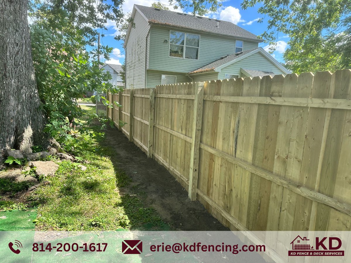 erie_fence's tweet image. Every fence we build is designed to last. From quality materials to professional installation, KD Fence &amp;amp; Deck Services has you covered. 💪🪵
#WoodenFence #FenceInstallation #FenceDesign #KDfenceAndDeck #erie