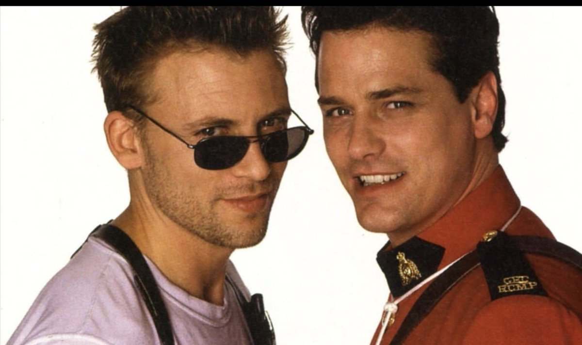 FanofCKR's tweet image. Give Due South some love ❣️

#DueSouth #PaulGross 
#CallumKeithRennie