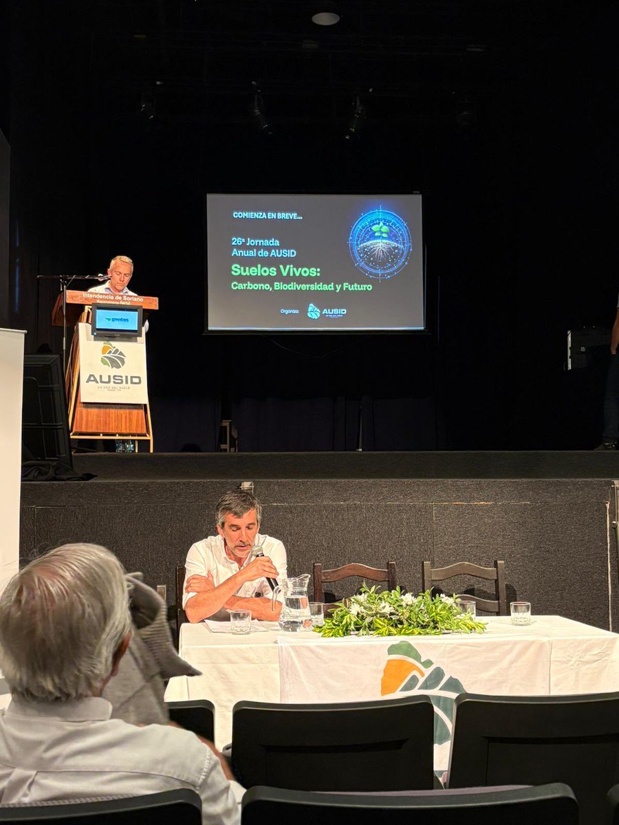 🌱Comenzó la 26a Jornada Anual de AUSID: carbono, biodiversidad y futuro.

👉Podes seguir aquí la transmisión en vivo: youtube.com/live/07M-ilUo-…