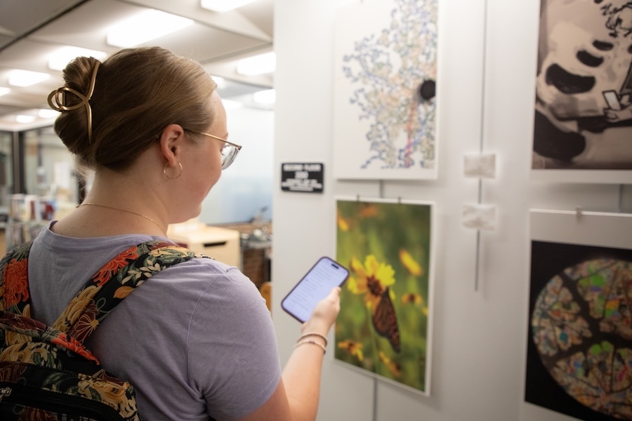 FSUartssciences's tweet image. On Friday, we kicked off @FloridaState&apos;s Art in STEM exhibit in Dirac Science Library! The collection features 26 artworks created by students representing ecology, neuroscience, solid-state chemistry, deep-sea biology, geology, biomedical sciences and more!

To learn more about…