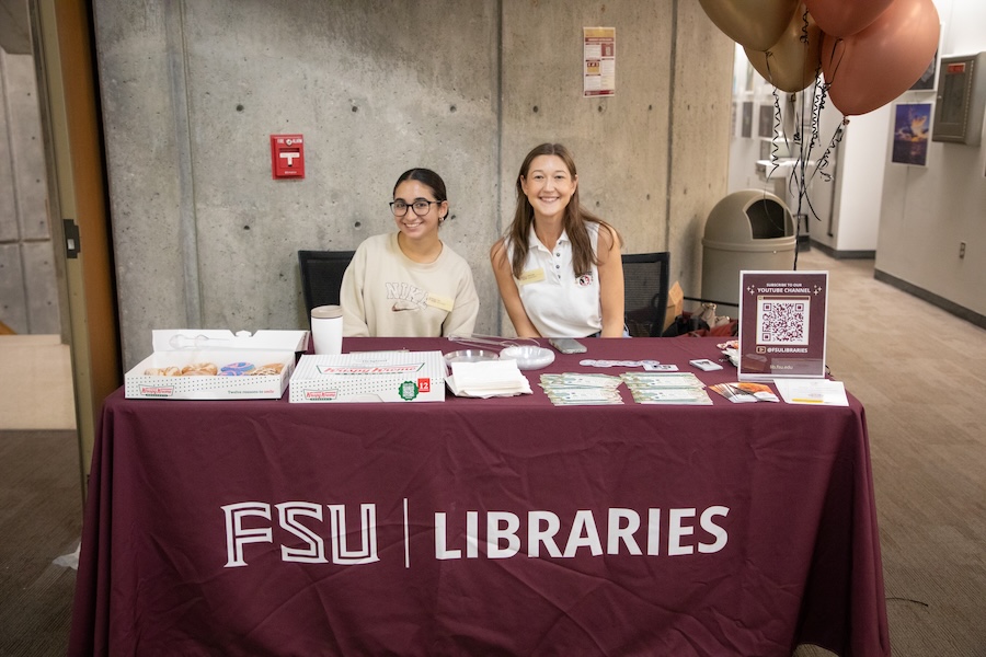FSUartssciences's tweet image. On Friday, we kicked off @FloridaState&apos;s Art in STEM exhibit in Dirac Science Library! The collection features 26 artworks created by students representing ecology, neuroscience, solid-state chemistry, deep-sea biology, geology, biomedical sciences and more!

To learn more about…