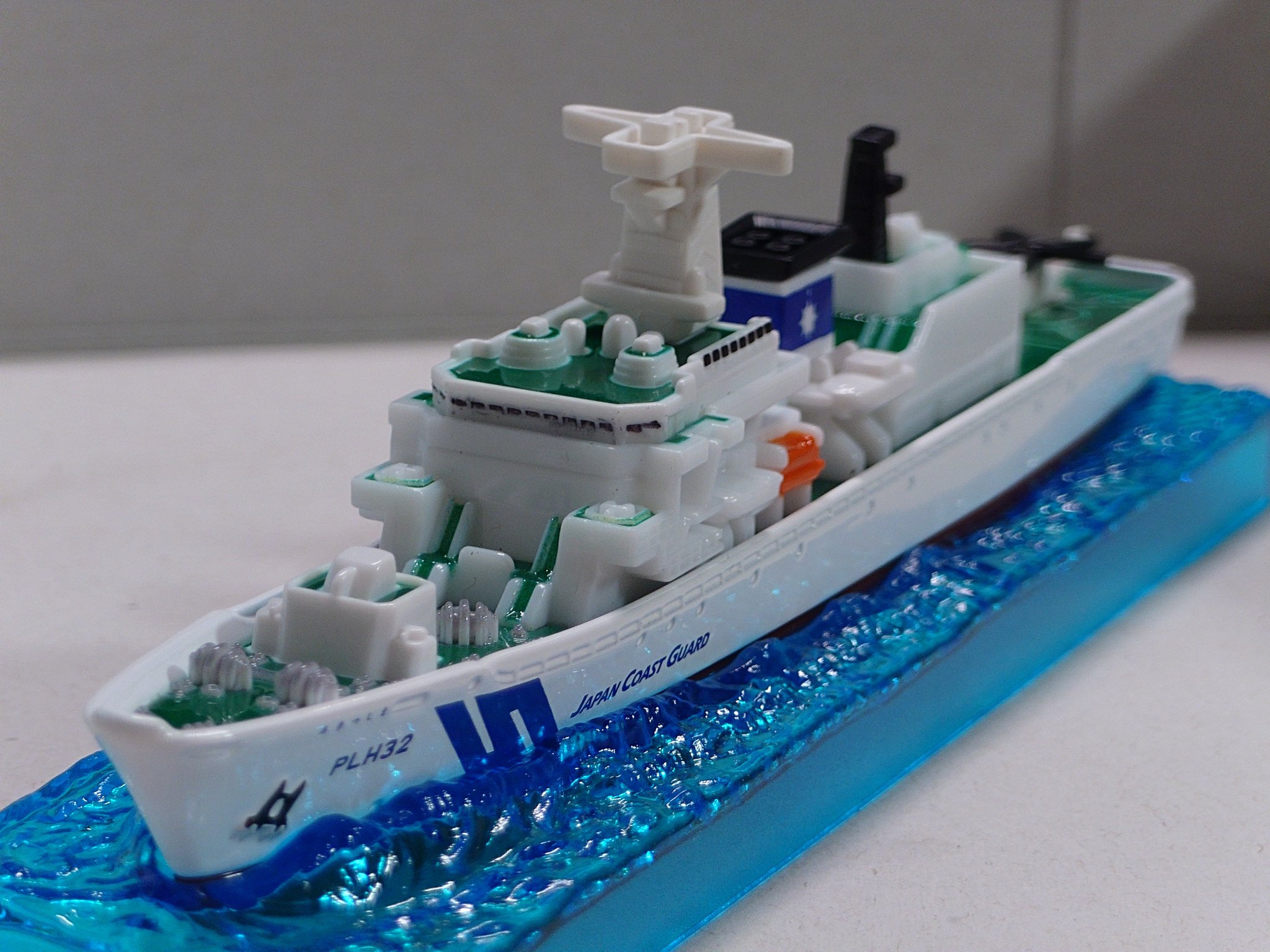 aki　他の方は購入されても発送致しません！ AliExpressで詐欺にあったので「Returns/refunds」の依頼方法を