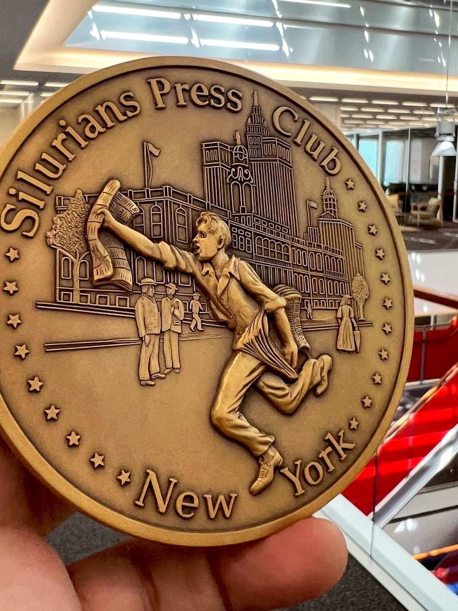 Very grateful to have my journalism and feature writing at NYT Styles recognized by the historic annual Silurians Press Club awards🙏🗞️

Honored to be recognized with Times journalists like Luis Ferré-Sadurni, Emma Goldberg, Todd Heisler, Willy Rashbaum, and Dana Rubinstein 📰🏆