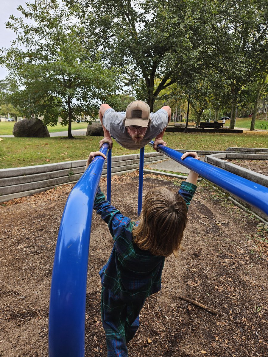 Played with the kiddo and the hubs at the park.  It was fun. Ann Arbor has so many things to offer. ♡ #annarbor #michigan #familytime