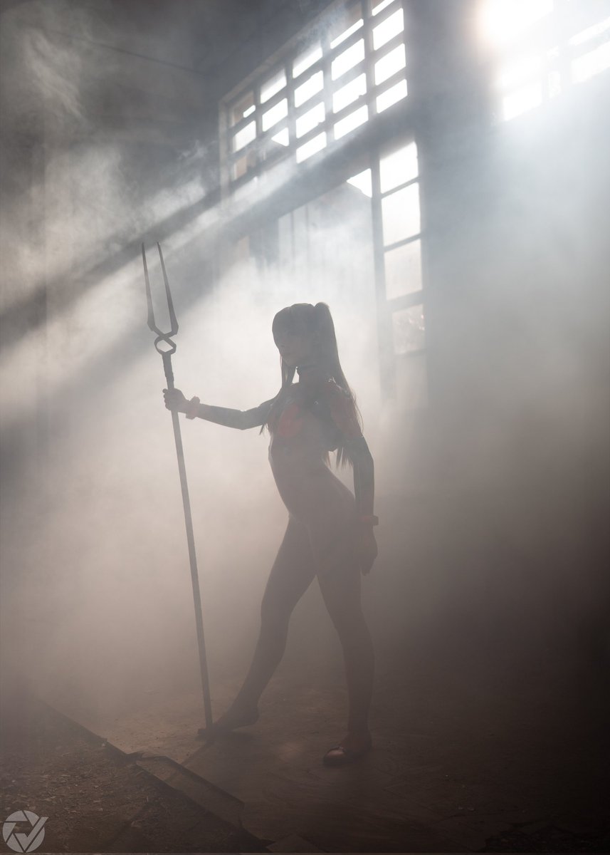 ThanatosArts's tweet image. Make room for Asuka 🔥 Some more experimental photos we took during last edition of Volta ☺️ Latex suits make great silhouettes 😍
📸 Patrick_ulr
#asuka #LatexCosplay #AsukaLangley #neongenesisevangelion
