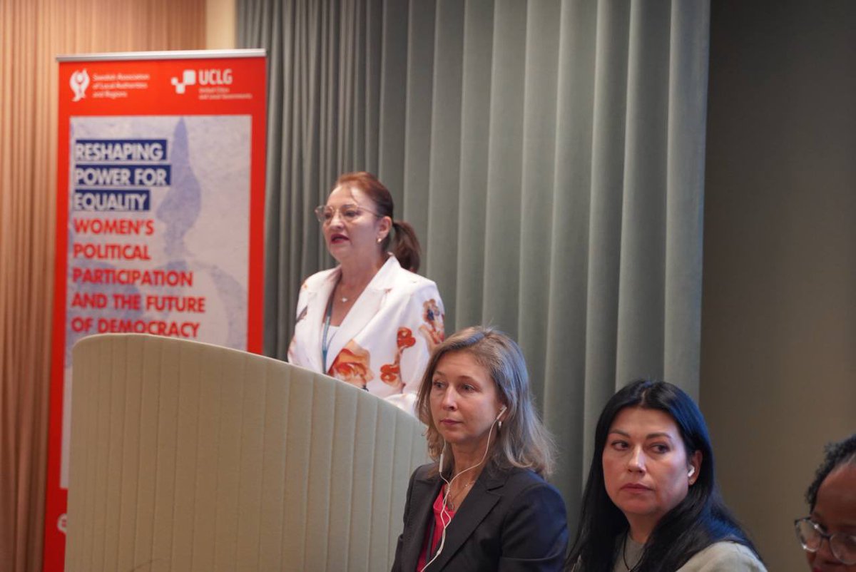 #FLACMA es parte del Encuentro mundial <Transformando el poder para la equidad> sobre democracia y participación política de mujeres, convocado por <a href="/uclg_org/">United Cities</a> en Estocolmo🇸🇪

Participan nuestra Copresidenta <a href="/AnaLuciaReisBol/">Ana Lucia Reis</a>🇧🇴, Vicepresidenta <a href="/nadinegonzalez_/">Nadine González</a>🇵🇦 y Patricia Porras🇨🇷