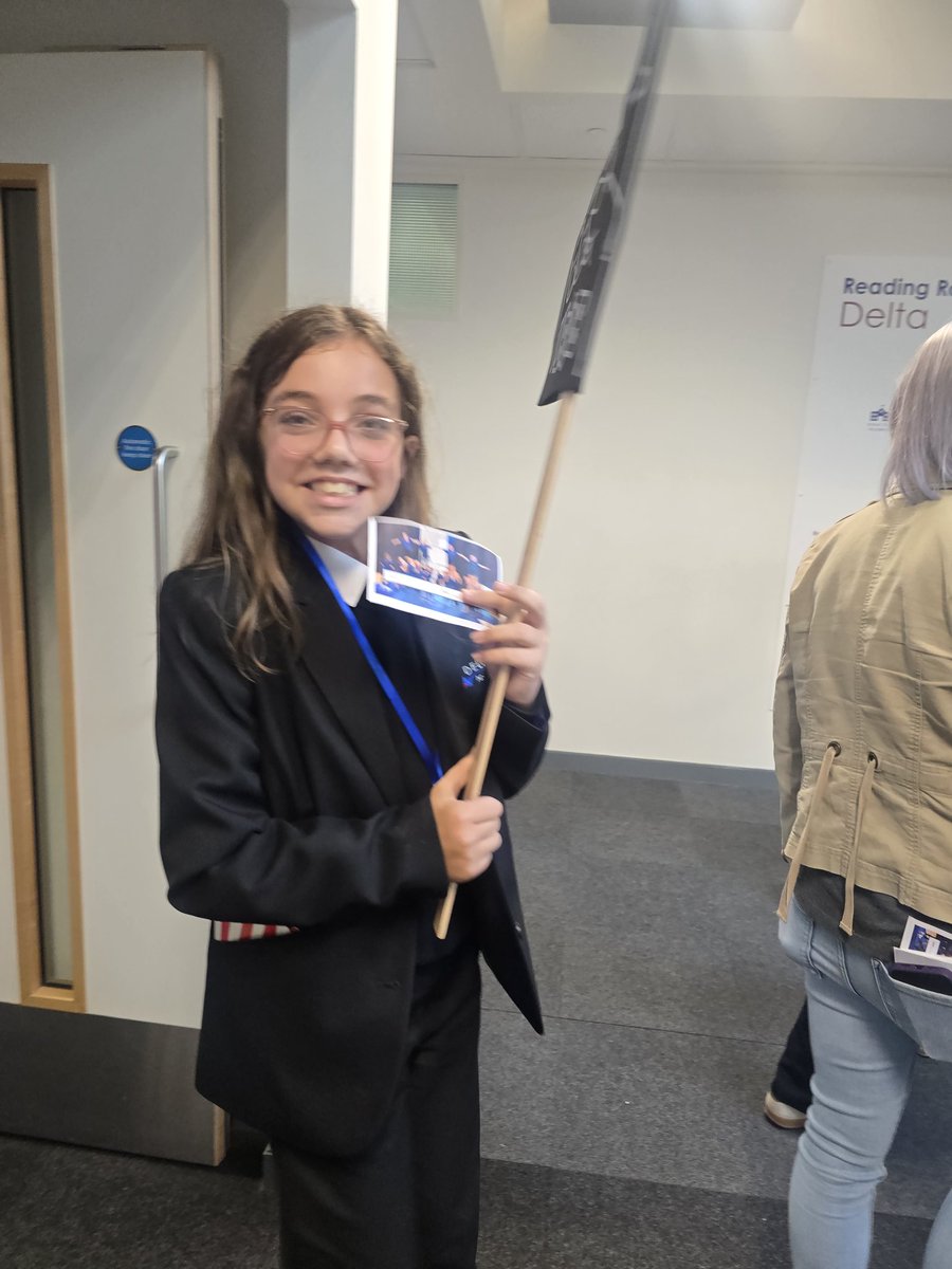 DeltaDarton's tweet image. Thank you to our Junior Leaders, our tour guides and all the students who came to represent our school this evening. We could not be prouder of you all. #ProudofDarton #Studentleaders #Commitment
