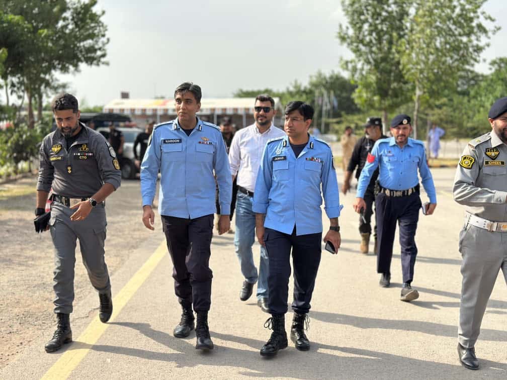 Islamabad Traffic Police tweet media