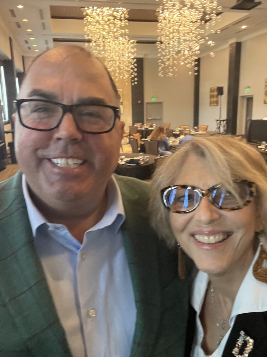 Great panel with ⁦<a href="/PeterSchorschFL/">Peter Schorsch</a>⁩ at ⁦<a href="/FSAE/">FL Soc of Assn Execs</a>⁩ today! Even though someone told me Peter brought the “shizazzle”