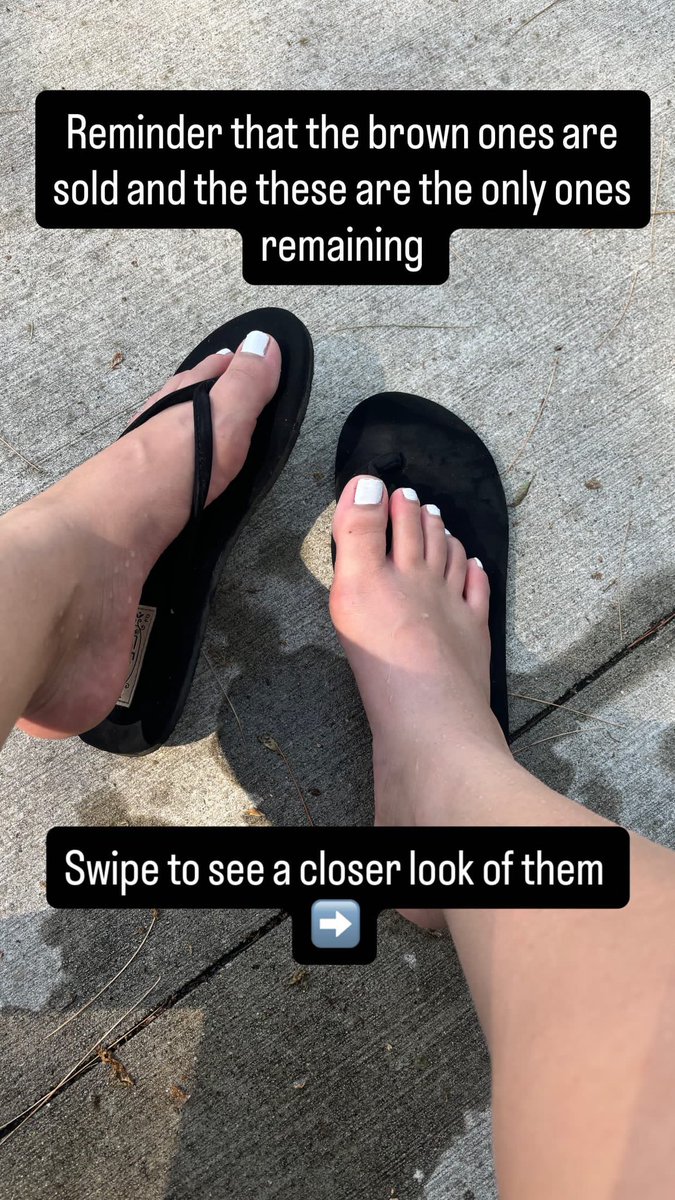 LexiHartFeet's tweet photo. The black ones are still available 🥰 lmk guys!

#public #flashing #upskirt #latina #asian #feet #toes #pies #pezinhos #pedicure #birks #birkenstocks #birkenstock #whitetoes #anklet #flipflops https://t.co/7Fkn7c34eC