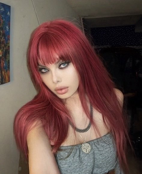 Cut my bangs again &amp; feel unstoppable 
Must be the season of the witch ;)