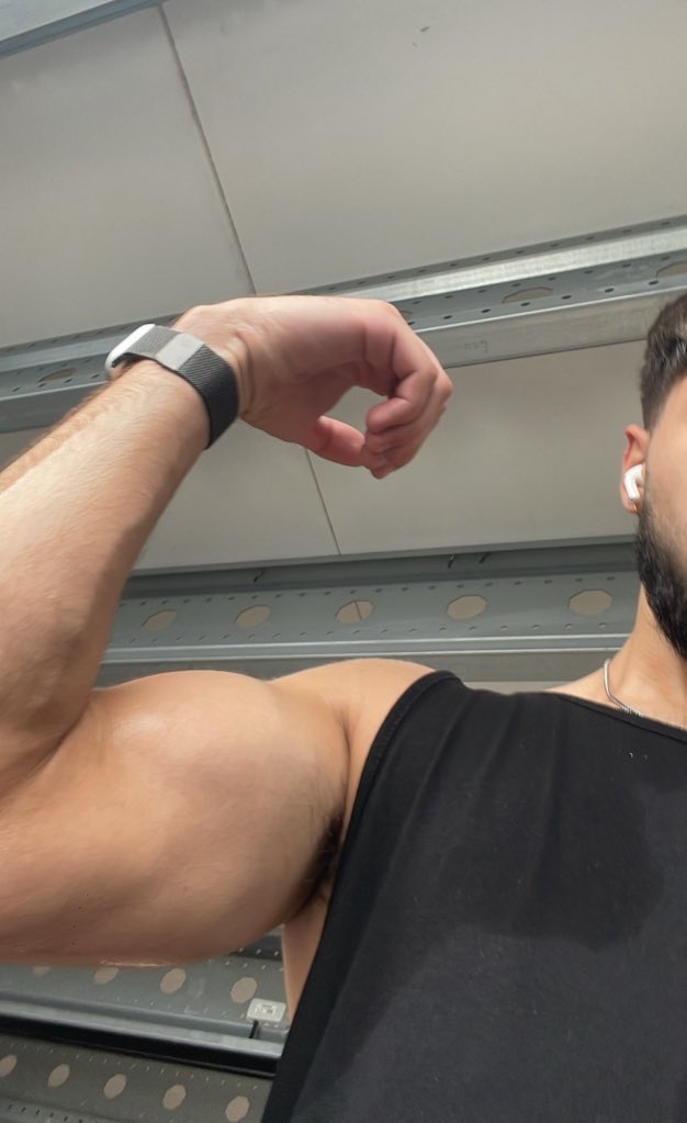 Biceps sur vous