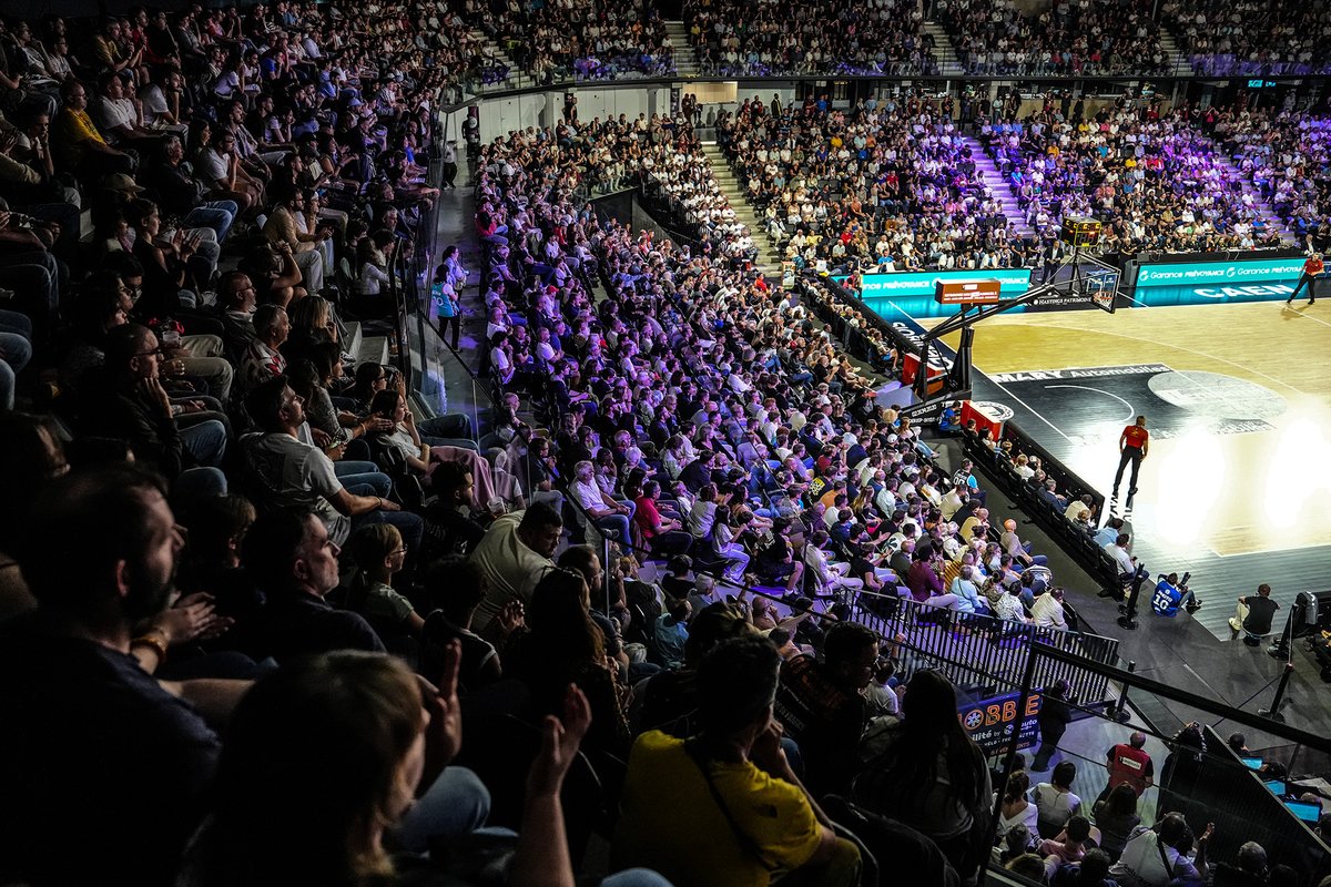 DERNIÈRE MINUTE 🚨
32 places viennent d'être libérées à la suite de l'annulation d'un groupe pour le CBC-Rouen de ce vendredi soir.
Elles sont dispos ici 👉 billetweb.fr/caen-bc-rouen1

REMPLISSONS LE VOLC'AEN 🌋

Go CBC 💪