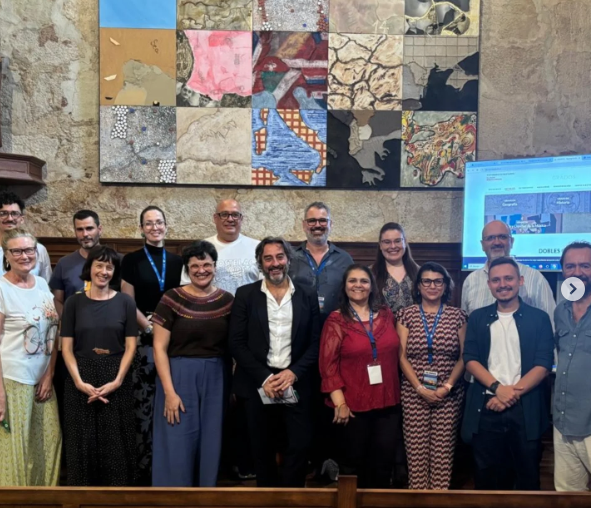 A missão internacional do @ueg_teccer fortaleceu laços entre a UEG e a Universidade de Salamanca 🇪🇸. O grupo de 8 professores participou de 11 reuniões com mais de 25 docentes, pesquisadores e gestores da USAL, abrindo caminhos para cooperação acadêmica. 
instagram.com/p/DPCDnaDEbKL/…