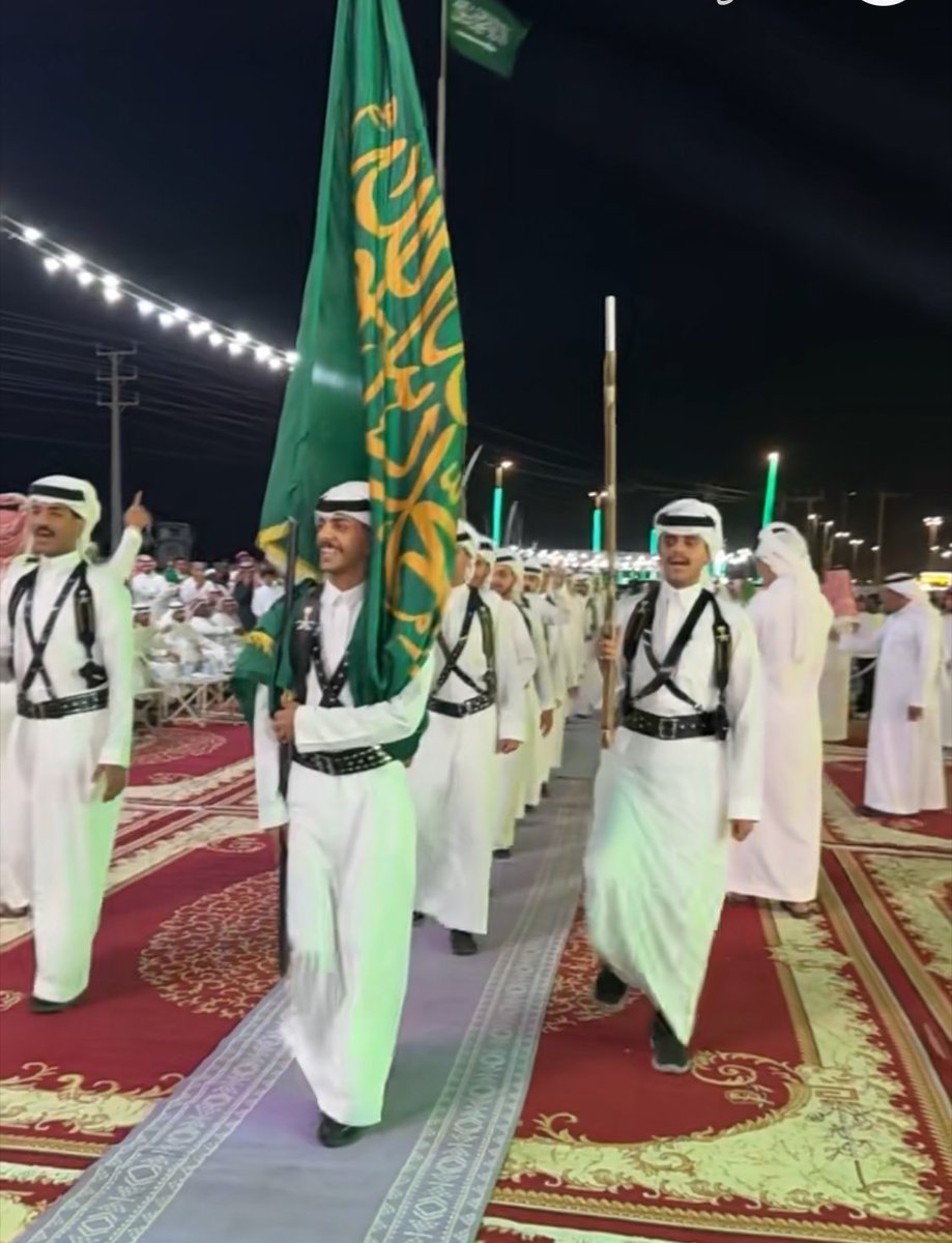 أفراح أهالي خليص مستمرة بيوم الوطن المجيد..
جهود كبيرة تستحق الإشادة والشكر والتقدير لسعادة محافظ خليص ورئيس بلدية خليص وجمعية سند بغران
والشكر موصول لمشاهير السناب بخليص
سناب كيمو الحربي AF
لايف حرب الرسمي
لايف غران
بدر سالم
طارق الصبحي
حسام المغربي
وجميع شركاء النجاح
#العمدة