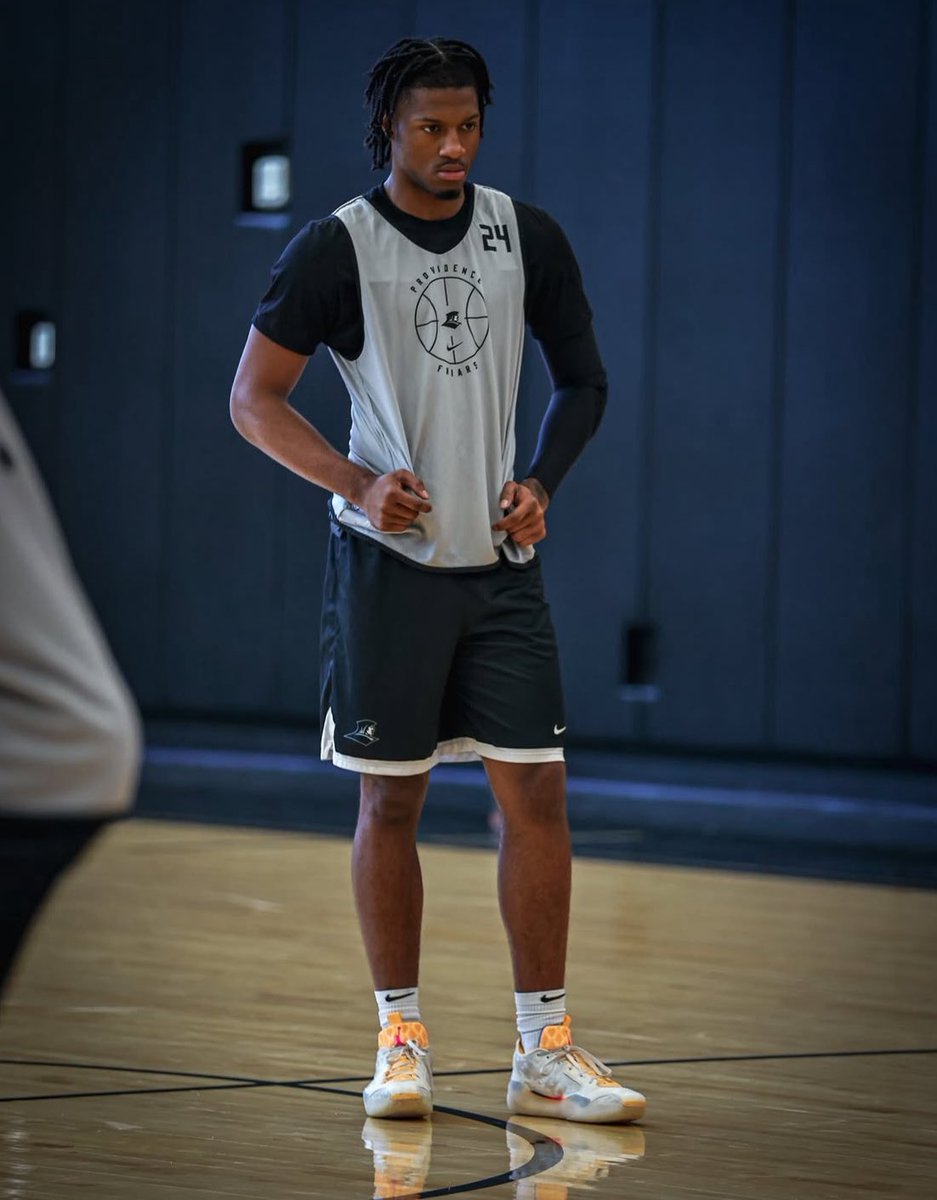 FriarFlashbacks's tweet image. Mat Mlodzinski ranks Providence Friars No. 63 in the nation

Too high? Too low? Just right?

#PCBC #PCBB #Friars 
(cbbreview.com)