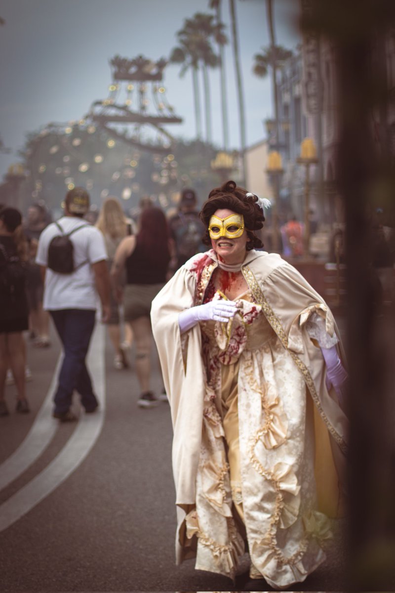 UnmanagedMedia's tweet image. They never saw it coming. @HorrorNightsORL #HHN34