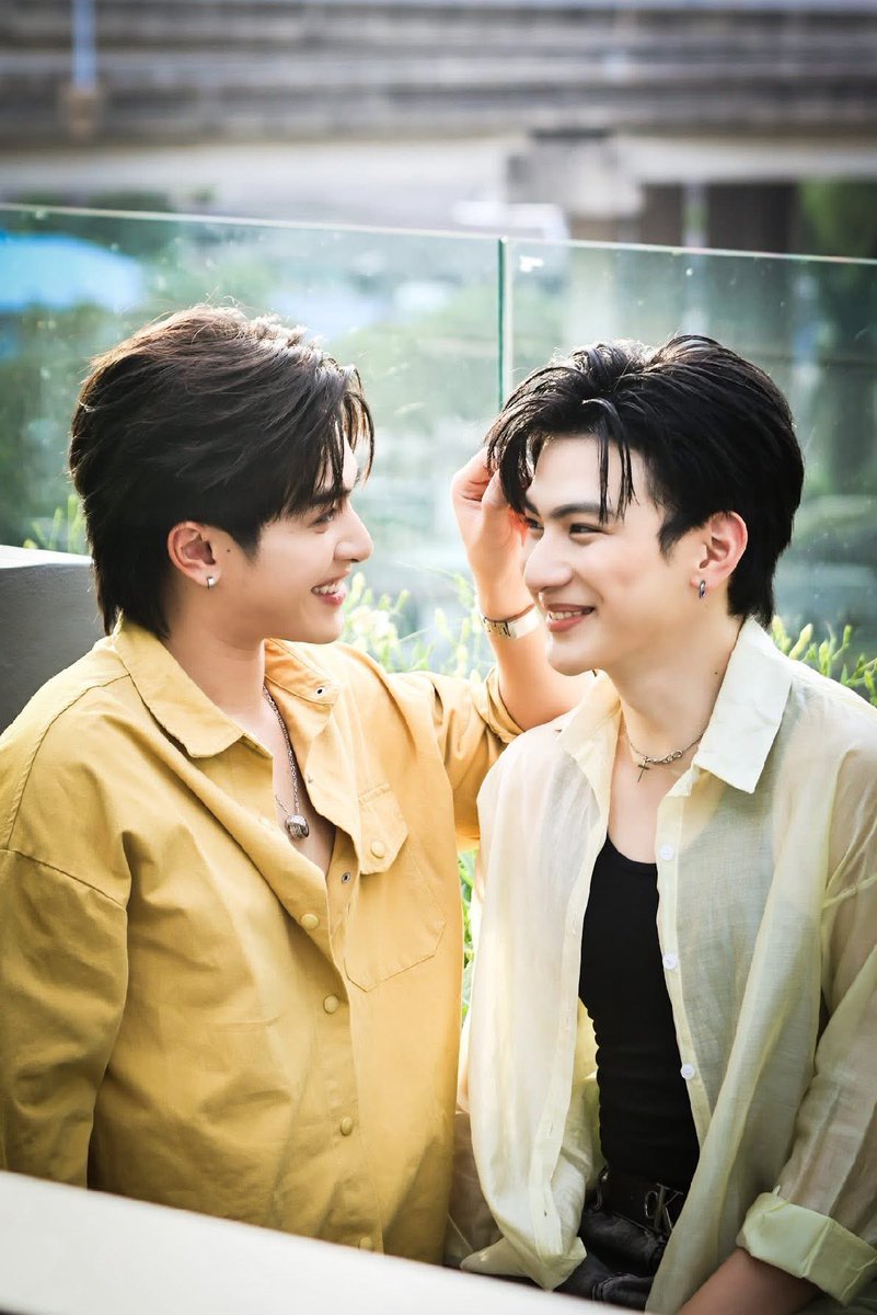 lottery_doctor1's tweet image. “แคมป์ คุณาธิป 🫶🏻 จิมมี่ จิรเมธ“ 
ซีรีส์อาการมันเป็นยังไงไหนบอกหมอ  Lottery Doctor 🎬🩺

👉🏻👉🏻 youtu.be/KO2sCNoUKHI?si…

#อาการมันเป็นยังไงไหนบอกหมอ 
#lotterydoctor #แคมป์จิมมี่
#แคมป์คุณาธิป #จิมมี่จิรเมธ
#ซีรีส์วาย #Ch7HD #gybentertainment #bl