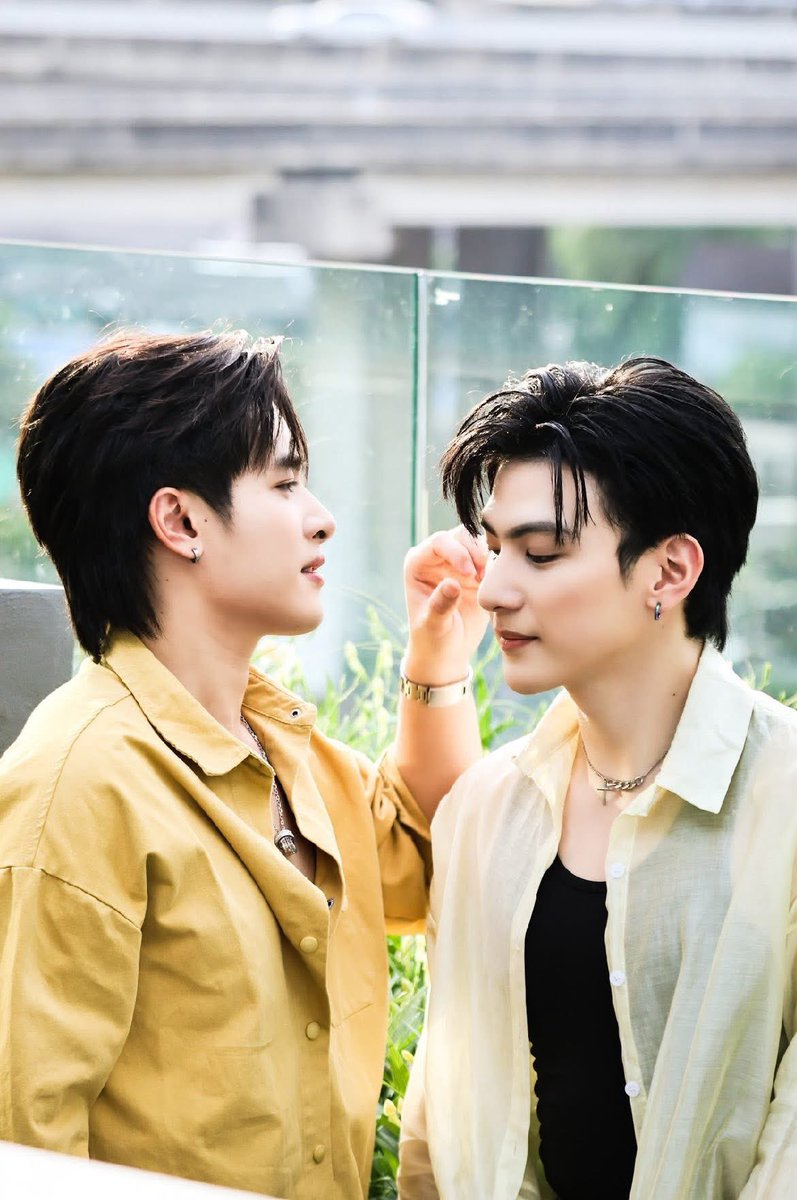 lottery_doctor1's tweet image. “แคมป์ คุณาธิป 🫶🏻 จิมมี่ จิรเมธ“ 
ซีรีส์อาการมันเป็นยังไงไหนบอกหมอ  Lottery Doctor 🎬🩺

👉🏻👉🏻 youtu.be/KO2sCNoUKHI?si…

#อาการมันเป็นยังไงไหนบอกหมอ 
#lotterydoctor #แคมป์จิมมี่
#แคมป์คุณาธิป #จิมมี่จิรเมธ
#ซีรีส์วาย #Ch7HD #gybentertainment #bl