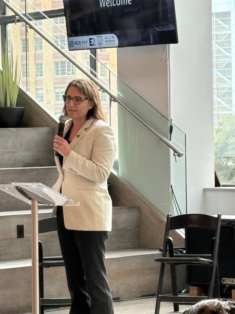 Joined ⁦<a href="/ACE_newyork/">ACE NY</a>⁩ and ⁦<a href="/NYforCleanPower/">NY for Clean Power</a>⁩ during Climate Week. Guest Speaker ⁦<a href="/Doreen_M_Harris/">Doreen Harris</a>⁩ says that NY is staying the course to a clean energy future.  #climateweeknyc