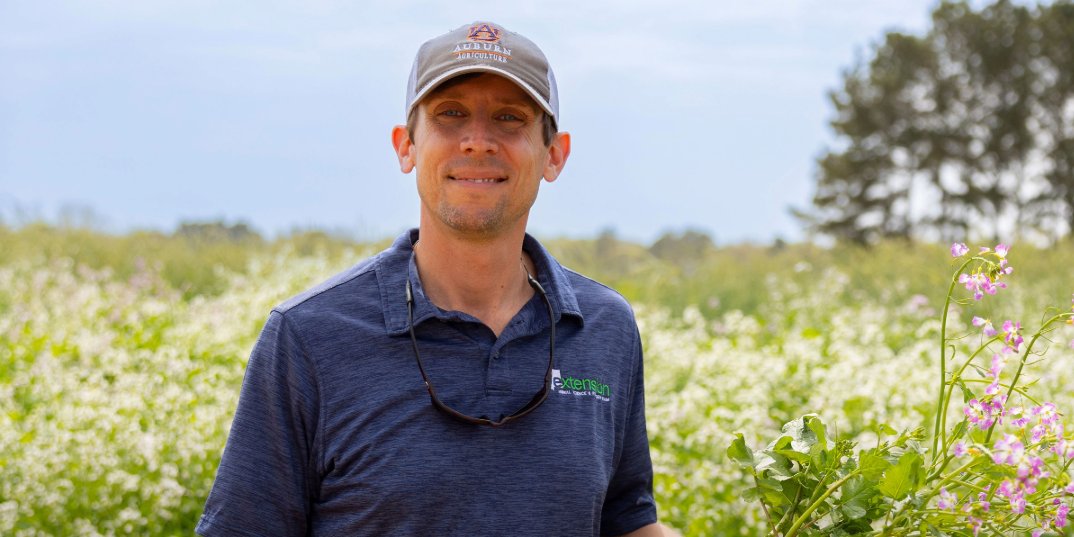 Auburn Agriculture (@auburnag) on Twitter photo From Mississippi Roots to Alabama Fields—check out Dr. Russell’s story in the latest issue of The Season.
Read now:pulse.ly/zvkhebnwuw From Mississippi Roots to Alabama Fields—check out Dr. Russell’s story in the latest issue of The Season.
Read now:pulse.ly/zvkhebnwuw