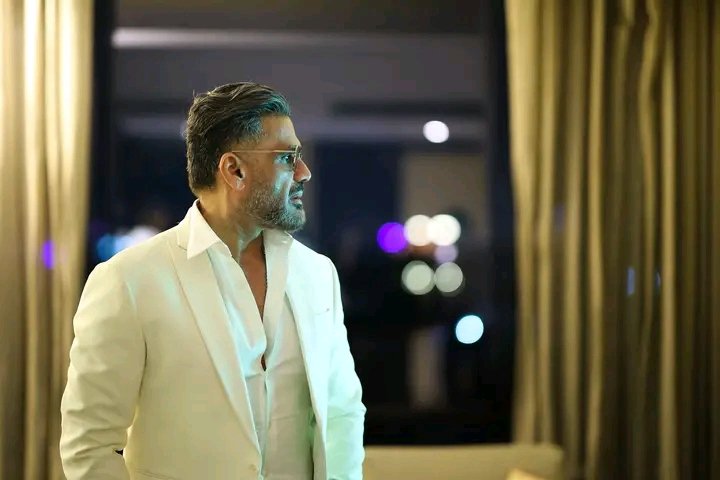 SunielShetty_FC's tweet image. Super Fit, cool and Handsome @SunielVShetty Sir ..❤️❤️
#SunielShetty #fitness #FitnessModel #FitnessMotivation #FitnessGoals