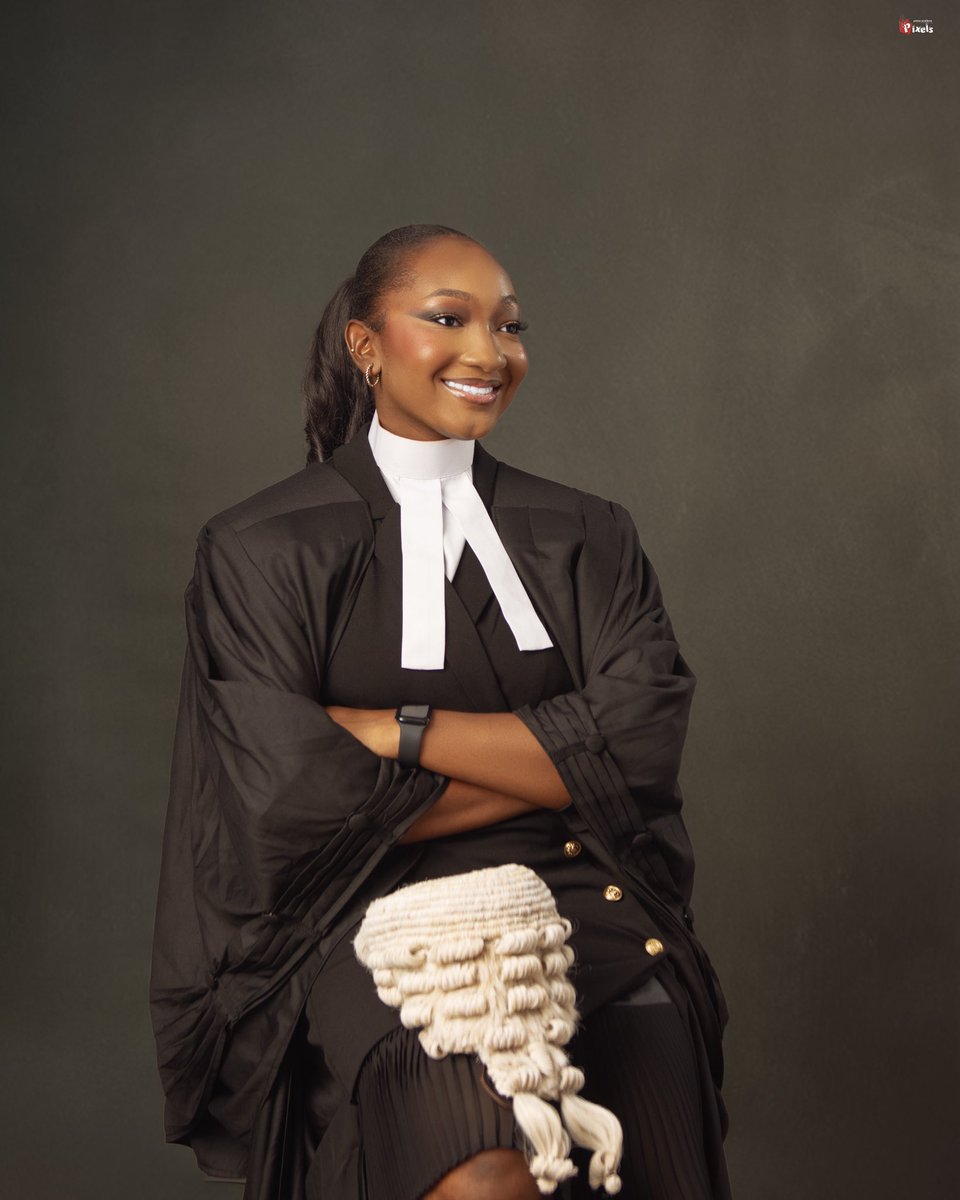 ola_du_nni_'s tweet image. Today, I was admitted into the largest bar in Africa!🎉

H.O. MAJOLAGBE LL.B (FIRST CLASS), B.L. (FIRST CLASS), ACArb. BARRISTER AND SOLICITOR OF THE SUPREME COURT OF THE FEDERAL REPUBLIC OF NIGERIA!👩‍⚖️

Get familiar!🤭