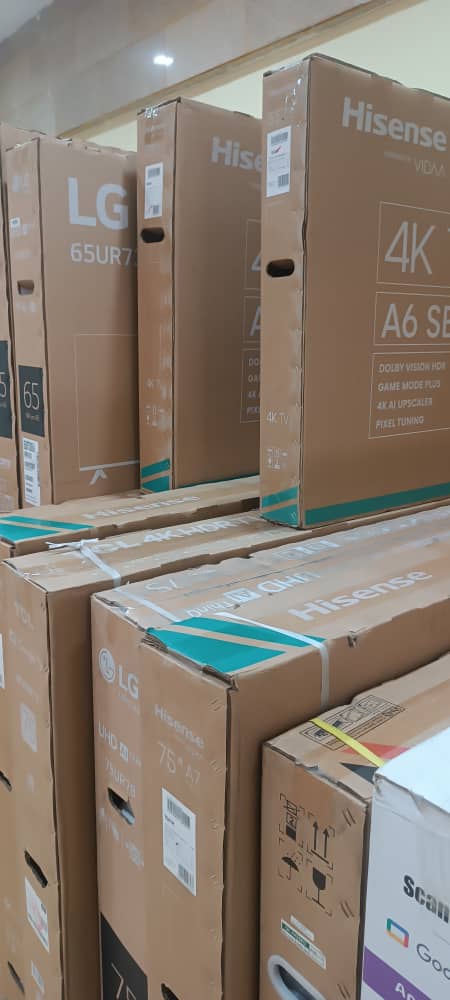 Val_Gadget's tweet photo. Hisense  Smart  TV -

32" - ₦260,000
43" - ₦380,000
50" - ₦560,000
55" - ₦610,000
65" - ₦800,000
85" - ₦2,700,000
98" - ₦3,050,000 https://t.co/zglbcmjZdJ