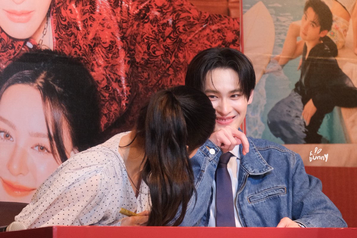 กาต่ายเขิน กลายเปนแมวว น่าย้ากกก ; — ;♡ 

KAOPP 1ST PHOTOBOOK

#KAOPPFansignLoveNoLimit
#เก้าพีพี #KAOPP