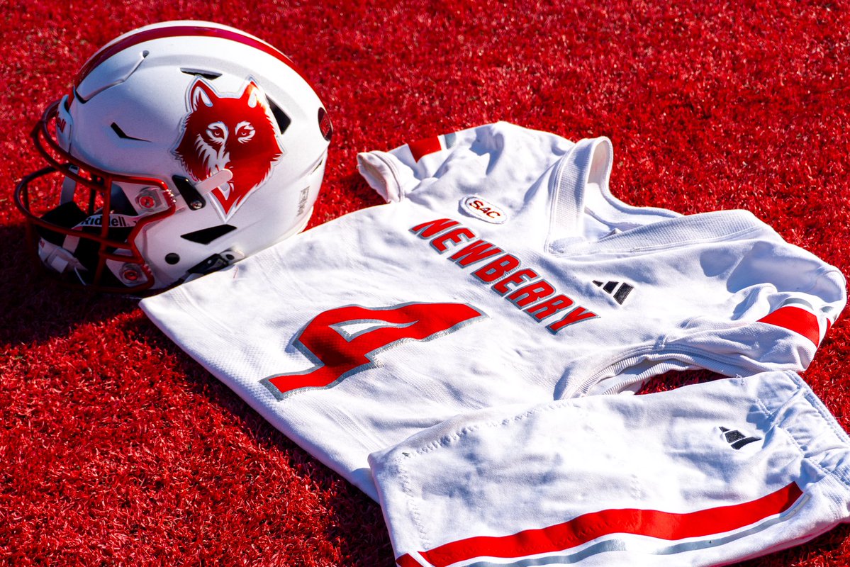 Newberry_FB's tweet image. 𝑨𝑳𝑳 𝑾𝑯𝑰𝑻𝑬 𝑶𝑵 𝑻𝑯𝑬 𝑹𝑶𝑨𝑫
⚪️⚪️⚪️
#WeAreOne | #getNorgetOUT🐺