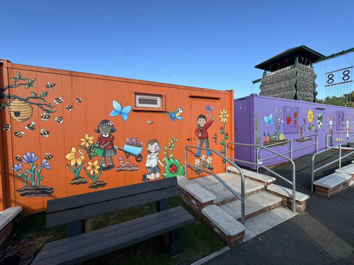 pchildsartist's tweet photo. Finished painting a metal container for @garntegprimary The container is in the school’s allotment area next to another container that I’d painted in the Springtime, based on the fruit, vegetables and flowers being grown by the school pupils. https://t.co/s2Hu50H84c