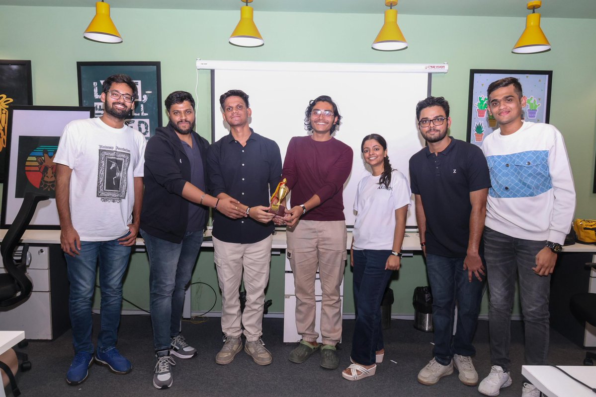 sarthakstranger's tweet image. Won the Akindo Hackathon on Oasis Protocol 🙌

Built ShapeSwap → a privacy-first exchange for trading with multiple personas 🔥

Thanks to Oasis, our mentors &amp;amp; managing team 🚀

@OasisProtocol @kohlivish_ @ConnectBhawna @caerlower @akhilnanavati @akindo_io
 #Web3 #OasisProtocol