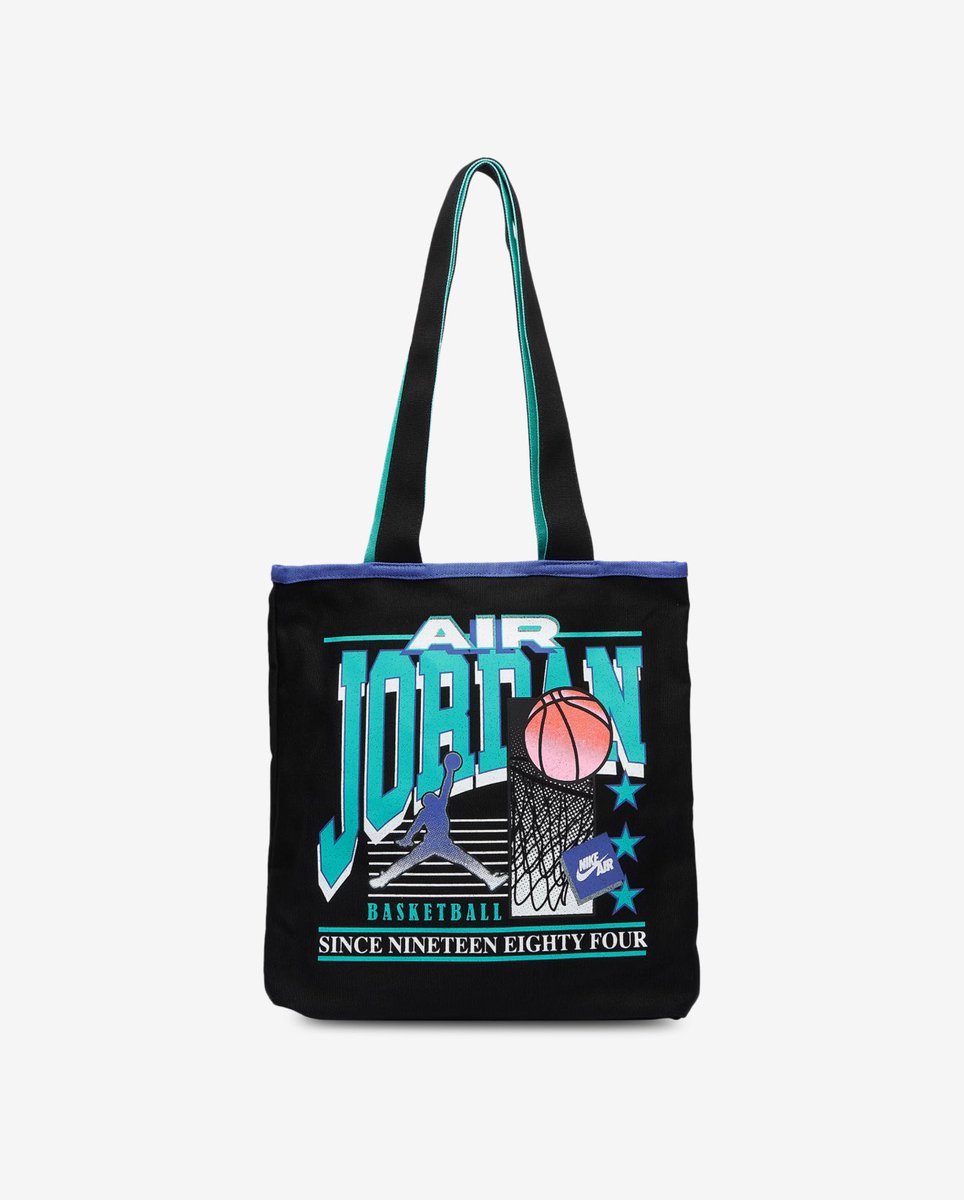 snkr_twitr's tweet photo. AD: NEW Jordan Vintage '84 Tote

Footlocker https://t.co/PUMZBocPji
Champs https://t.co/53tV57zzqh https://t.co/F5Ety5ptMb
