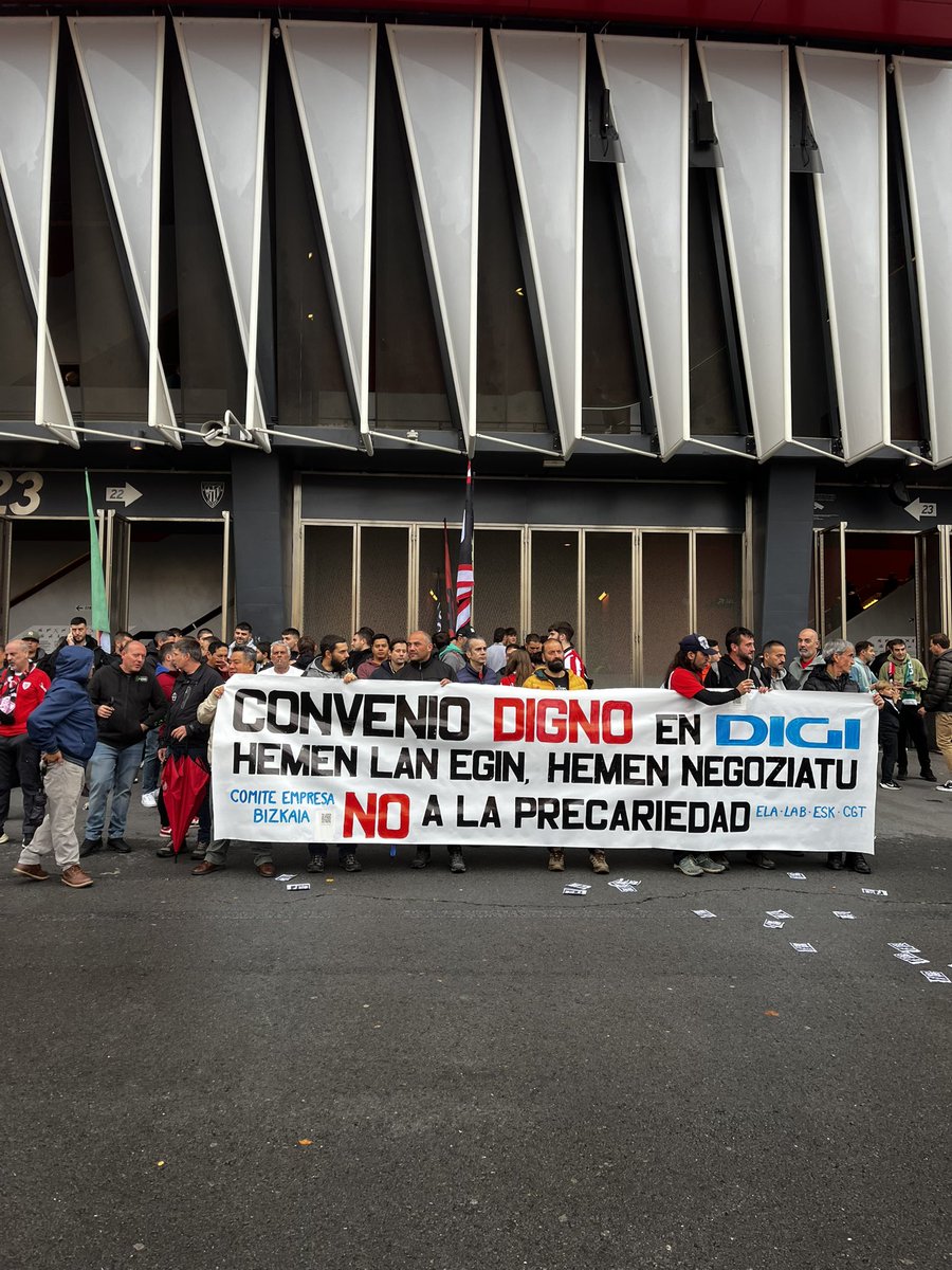 Pasa den asteartean, DIGIko langileei gure elkartasuna adierazi genien.

Hemen lan egin, hemen erabaki!