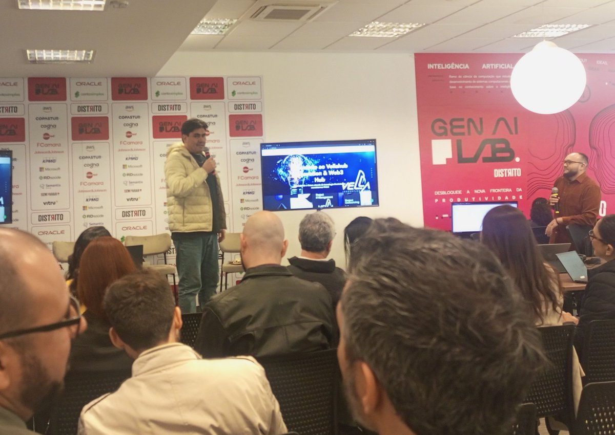 vellainnovahub's tweet photo. Ontem vivemos um momento incrível no Distrito Hub com o Innovation Edutech do #GenAl Lab!
Um #evento que reuniu mentes brilhantes da educação, IES, plataformas #educacionais, muito networking e pitchs de startups de IA, #Web3 e #Blockchain https://t.co/WtJz67OJVw