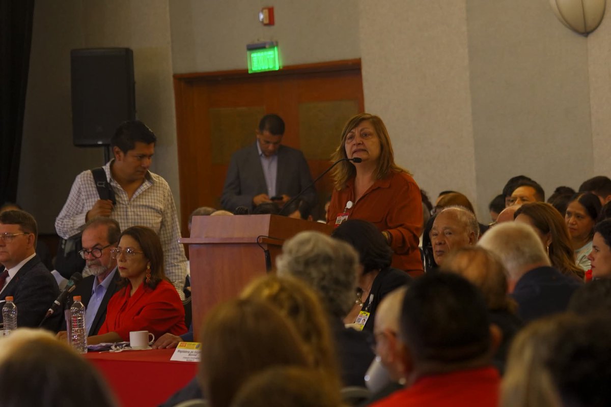 PTnacionalMX's tweet image. Líderes internacionales compartieron sus saludos y mensajes de fraternidad, reafirmando la importancia de la unidad y la cooperación entre los pueblos.

👉 Sigue la transmisión en vivo: partidodeltrabajo.com.mx

#SeminarioInternacionalPT2025
#PTesla4T