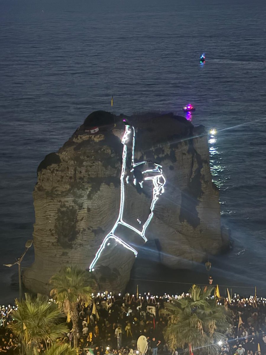 ضويناها 😂😂😂💛✌🏻