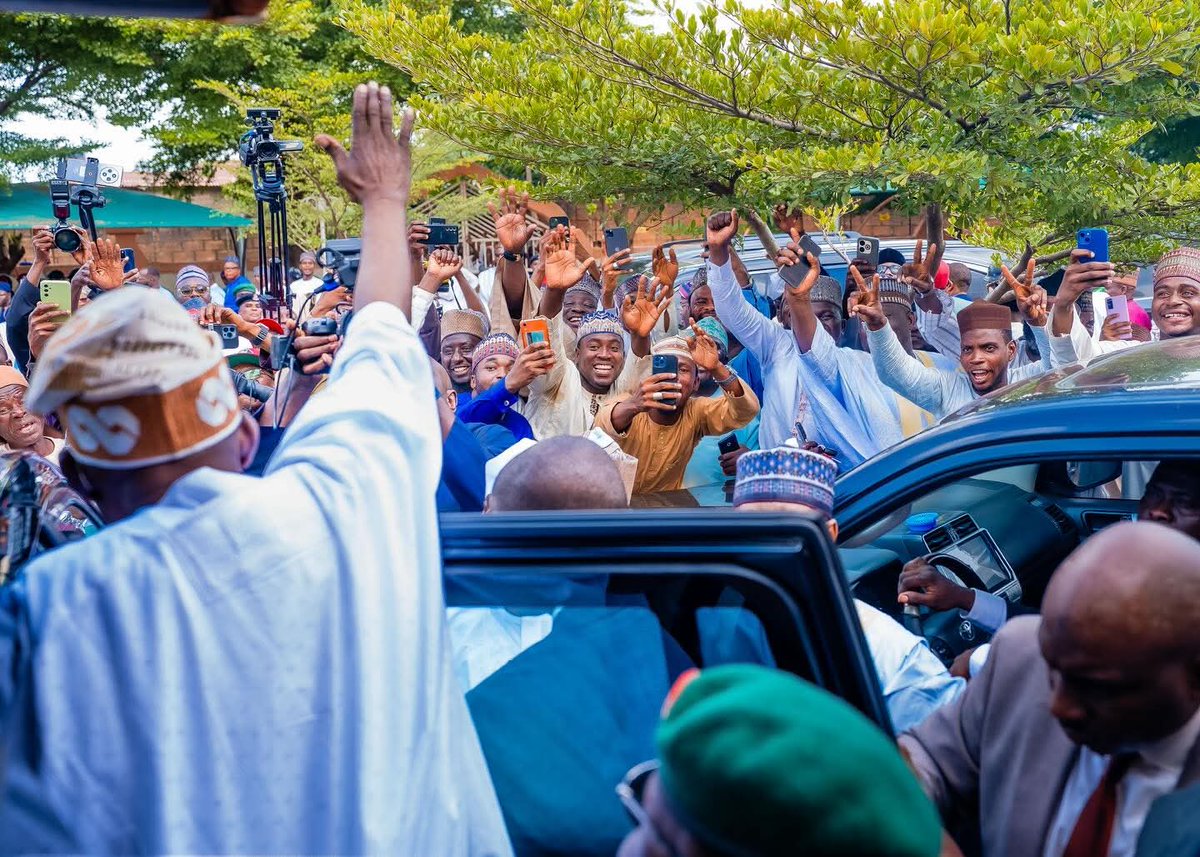 Grand_Mayer's tweet photo. 🇳🇬 In Times Like This, Patience and Unity Are Our Greatest Assets 🇳🇬

Anyone trying to make people choose another politician over Asiwaju Bola Ahmed Tinubu is nothing but misguided. https://t.co/Q7bLOxd0hn