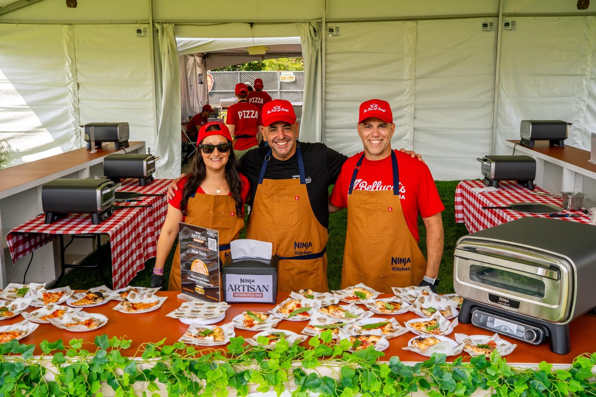 One Bite Pizza Fest tweet media