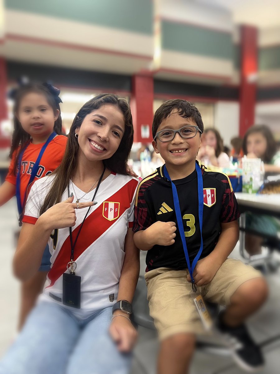 Amy Barco tweet media