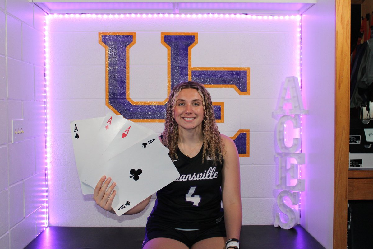Go Aces?! 🟠♠️🟣 #unoffical #notcommited 

Thank you <a href="/UEAthletics_WBB/">Evansville Women's Basketball</a> for a great unofficial visit!