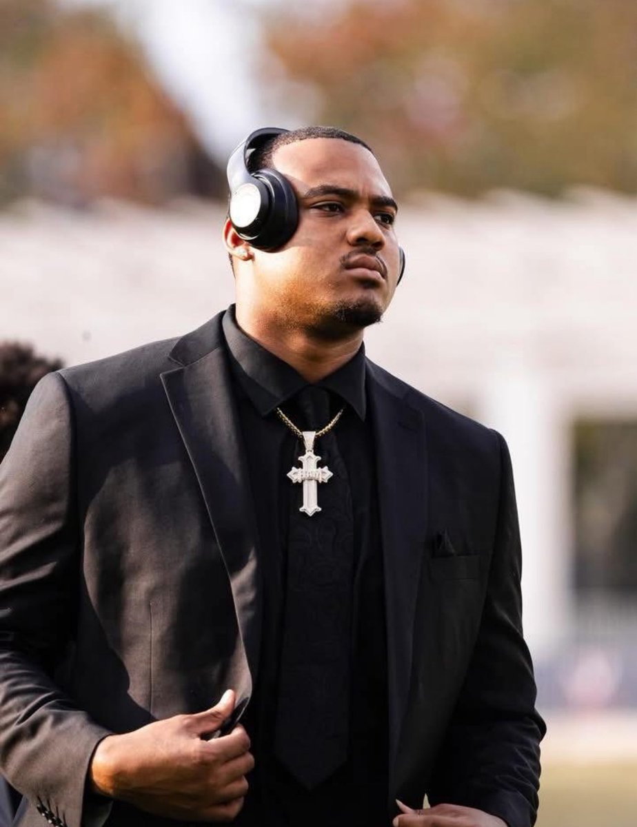 Happy Birthday my young king, 🥳🎂God keeps on blessing you!  Continue to follow his path!  My superhero! Love you my son🔶🔷 <a href="/JasonHammondJR/">Jason Hammond II</a>