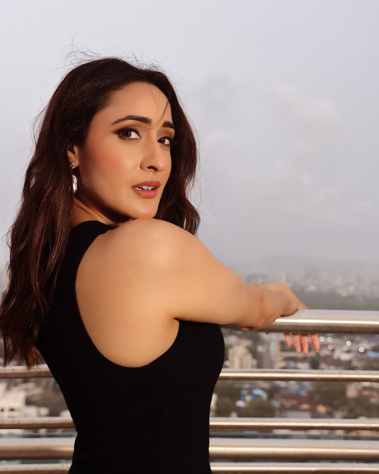 G1tpyKqWYAA45jw?format=jpg&name=large