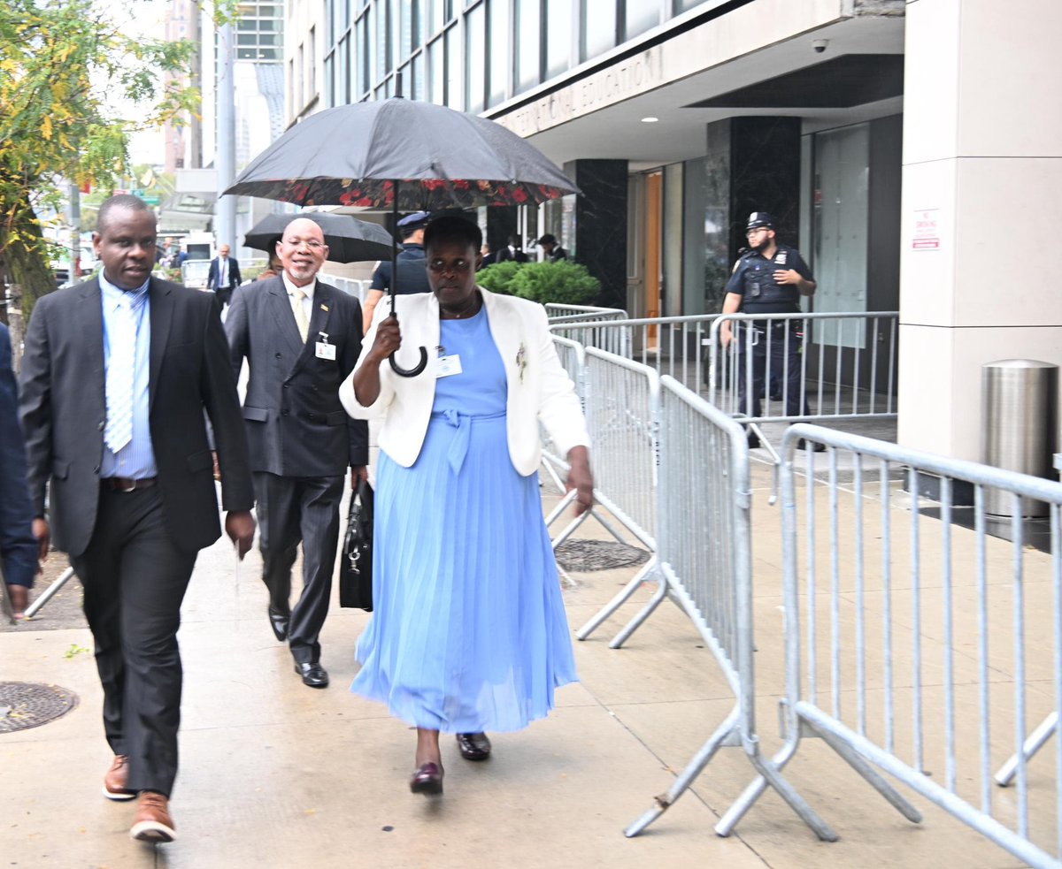 This afternoon, together with my fellow ministers, and our United Nations permanent representives  we accompanied Her Excellency the Vice President of Uganda, <a href="/jessica_alupo/">Vice President Jessica Alupo</a>, who represented His Excellency the President <a href="/KagutaMuseveni/">Yoweri K Museveni</a> at the United Nations General Assembly to