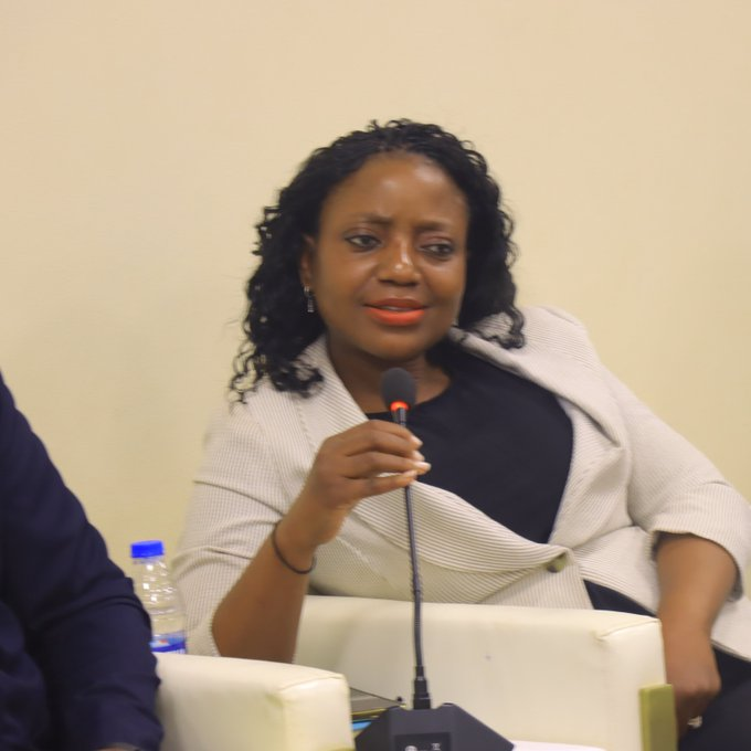 #LegalTechDialogues: "Judges come from lawyers. Corrupt lawyers can turn into corrupt judges. Let’s go down to the grassroots. Let’s start early. Let’s ensure that by the time one becomes a judge, we have already immunized against the corruption we are talking about." 

Advocate