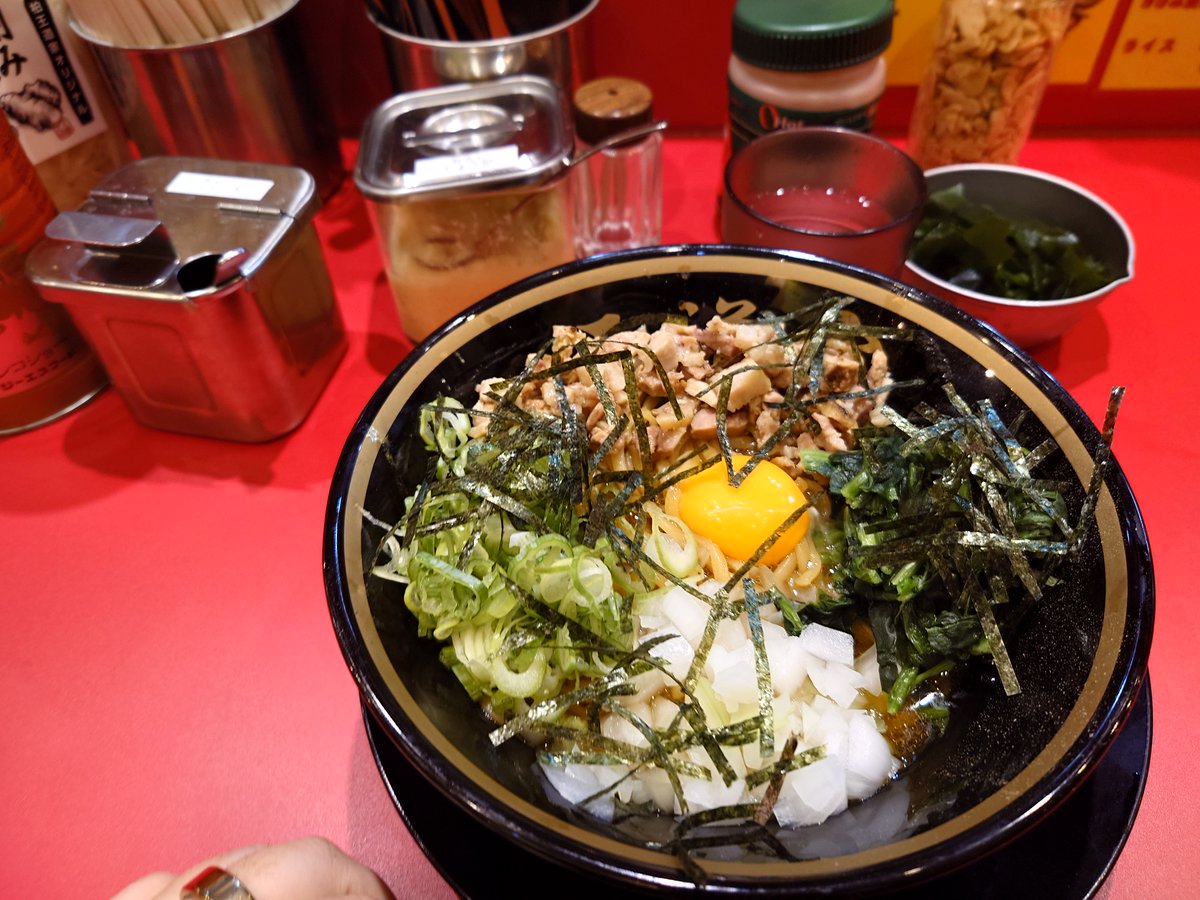 （なんか別に良いこと言おうとしているわけではなくて、こんな時間だけど実際に食べて美味しかったラーメンを紹介したいだけ