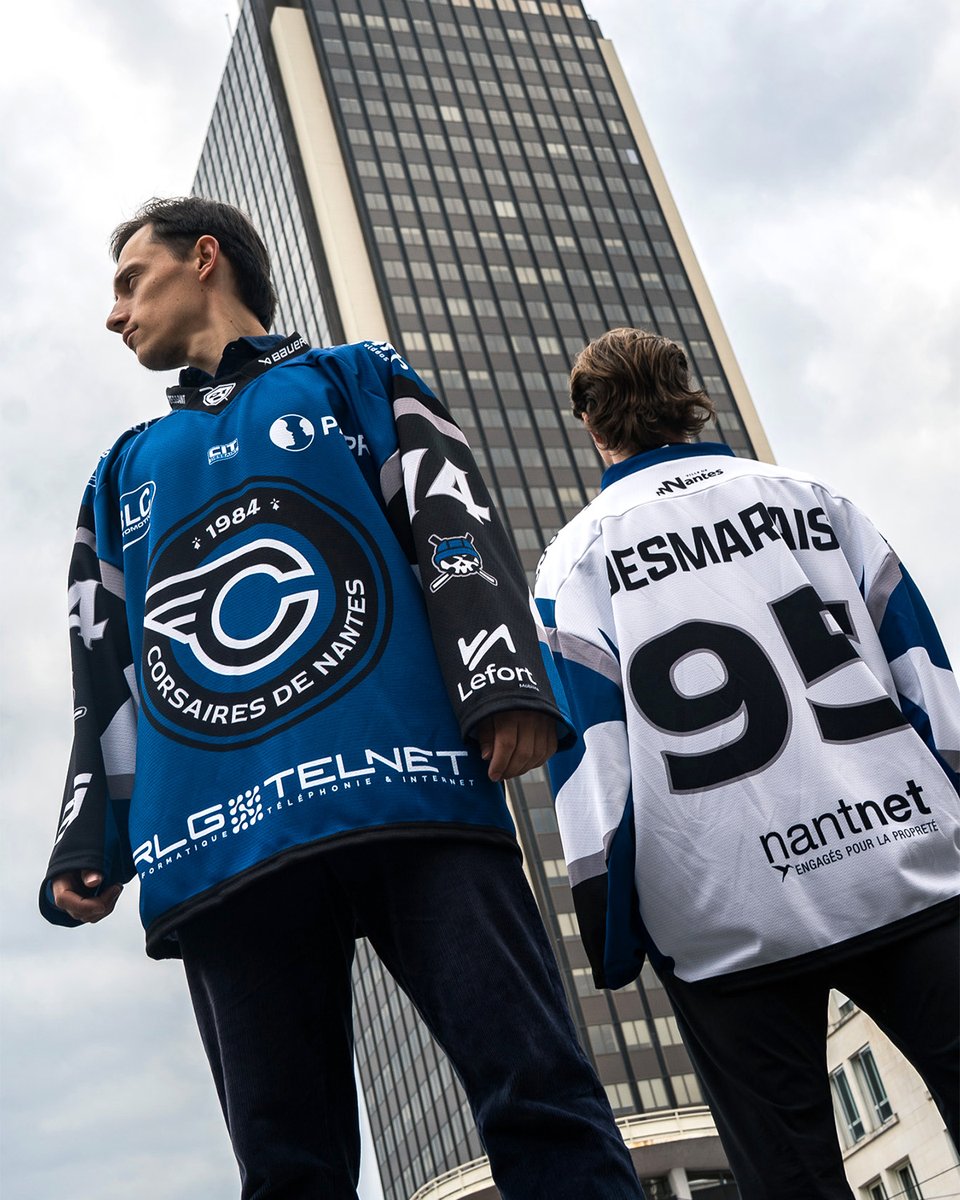 CorsairesNantes's tweet photo. À la hauteur de nos symboles. 👕

🛍️ Nos nouveaux maillots 2025.26, bientôt dispo sur notre nouvelle boutique en ligne !

Pour Nantes. 🏴‍☠️ #BackInBlue #PrenonsLeLarge https://t.co/gxUHfJ60f4
