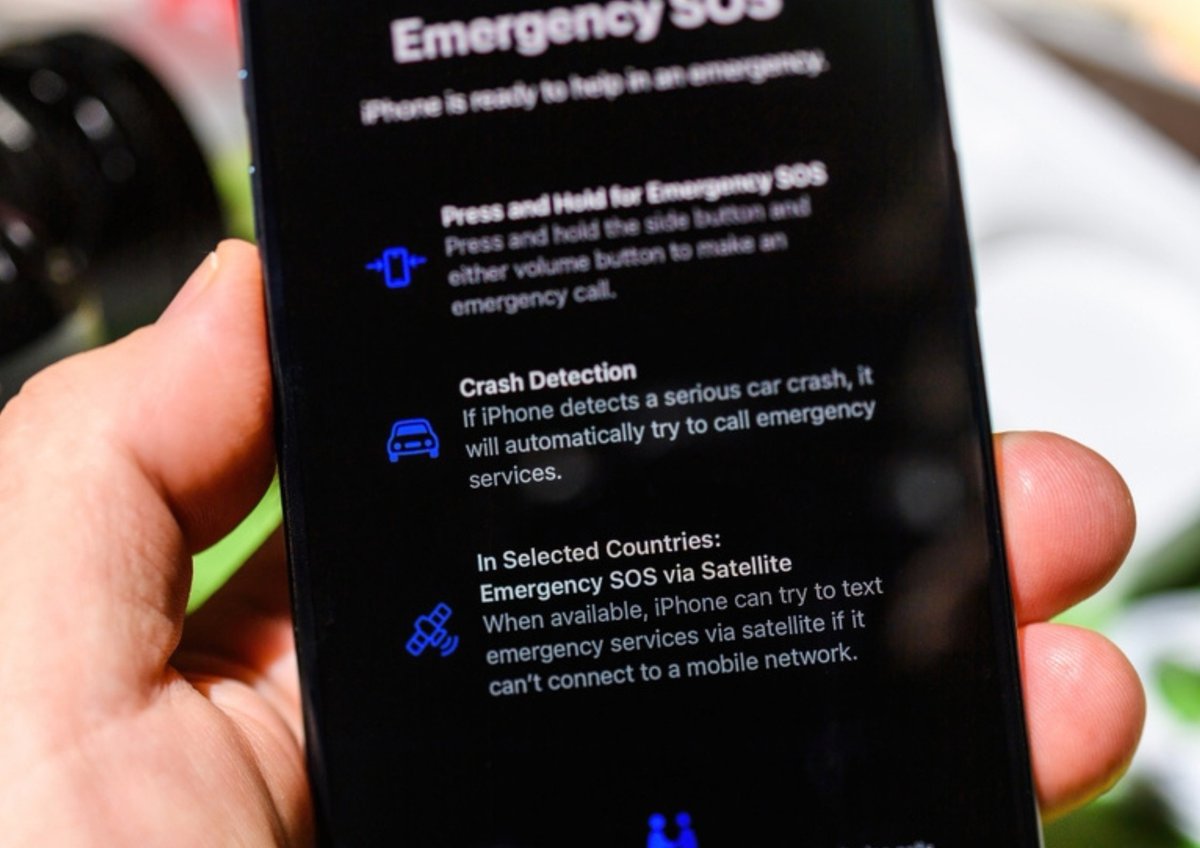 comsolve's tweet image. With more Canadians using satellite-enabled phones, SOS texting, and IoT devices, many 9-1-1 calls will rely on third-party relay services before reaching PSAPs. This introduces risks such as lost location data, delays, misrouted calls, and accountability gaps.

#ng911 #psap