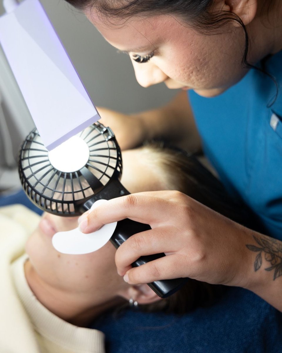 GlowUpStudioUSA's tweet image. Wake up to effortlessly lifted lashes ✨

No mascara, no extensions. A lash lift opens your eyes, adds length and volume, and lasts for up to 6 weeks.

📍 Glow Up Studio Dallas | Lashes, brows &amp;amp; facials all in one place 

#nomascara #lashlift #naturallashes #dallaslashes